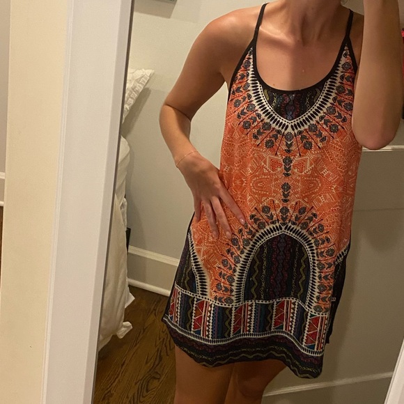 LF Patterned Dress - Picture 2 of 4